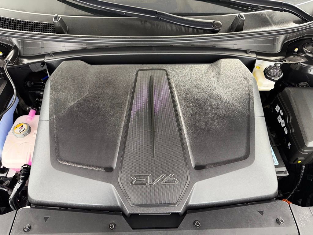 Used 2025 Kia EV6 Light w/ Light LR Technology Package image 35