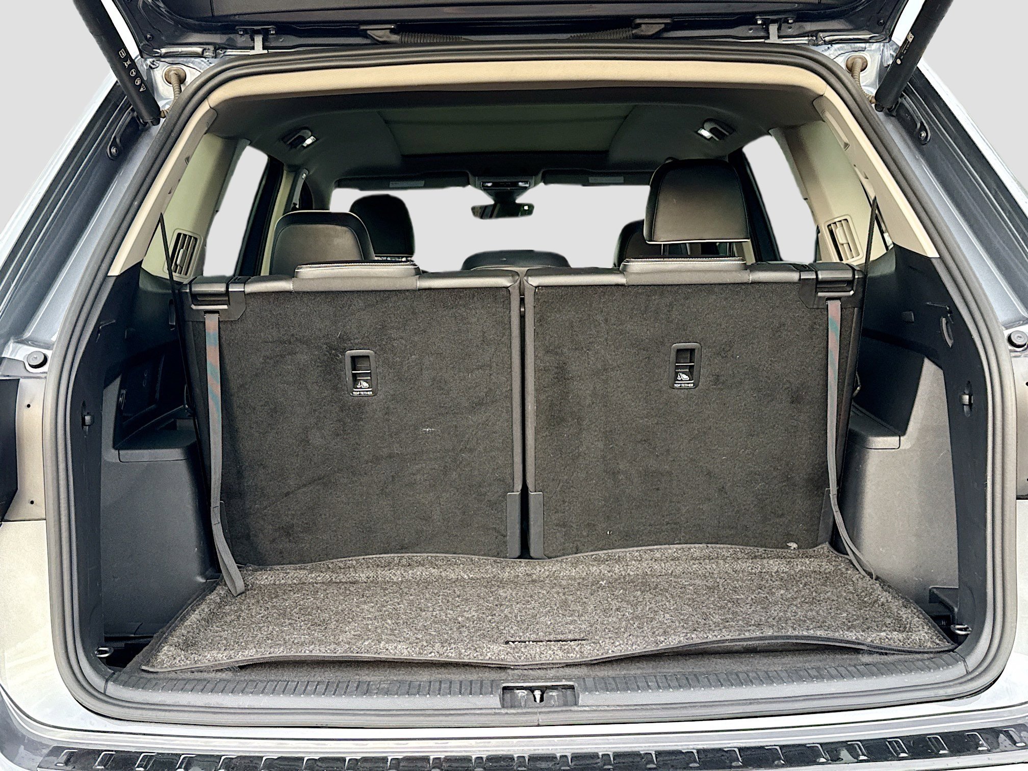 Used 2024 Volkswagen Atlas SEL Premium R-Line image 12