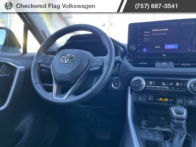 Used 2023 Toyota RAV4 XLE Premium image 29
