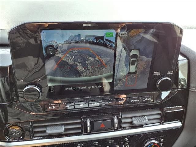 New 2025 Nissan Pathfinder Platinum w/ Cargo Package image 12