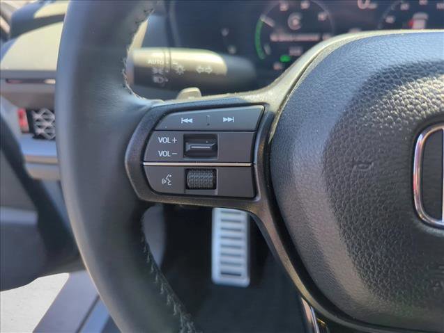 Used 2025 Honda Accord Sport image 11