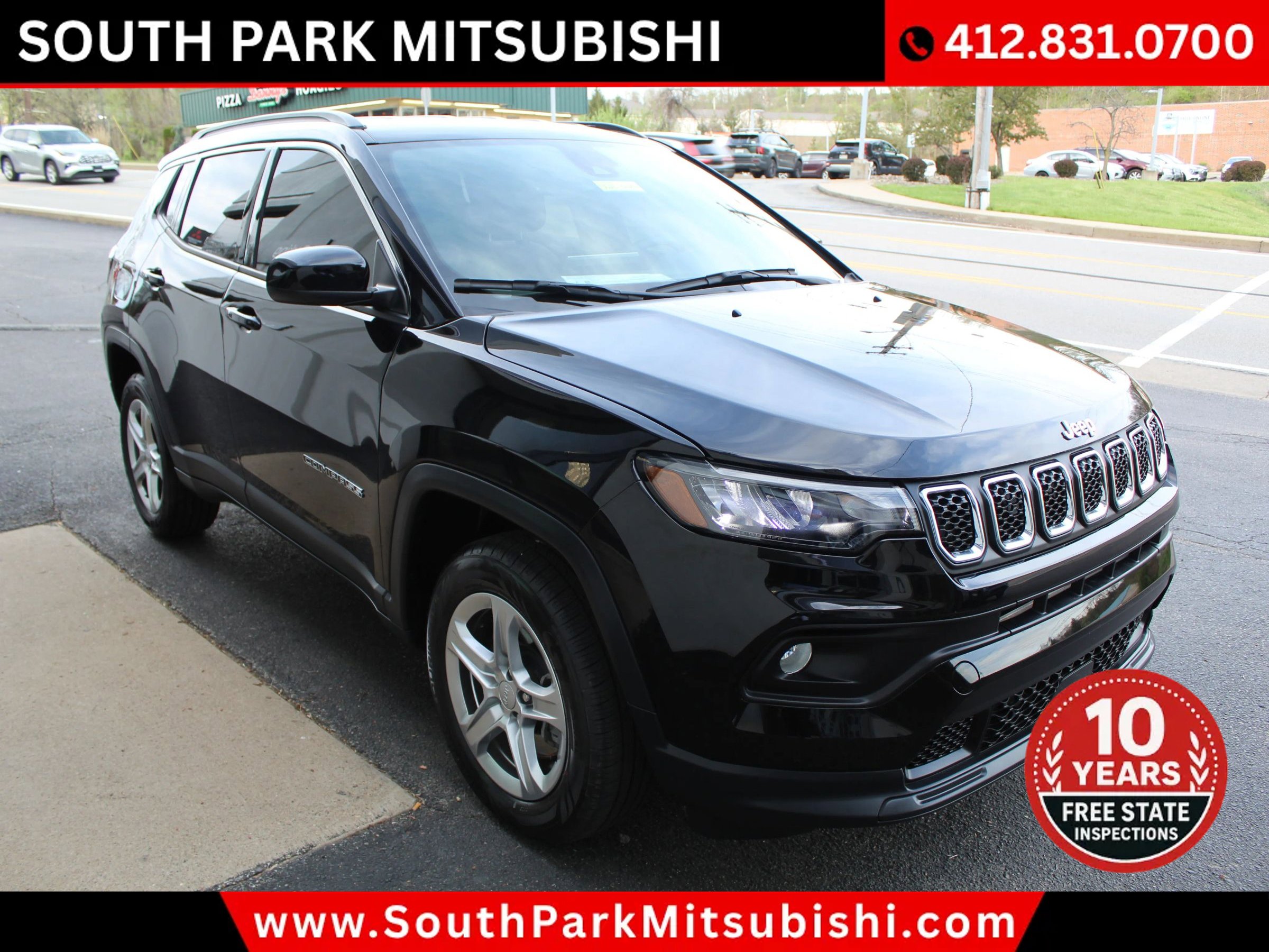 Used 2024 Jeep Compass Latitude w/ Convenience Group AWD/4WD image 5