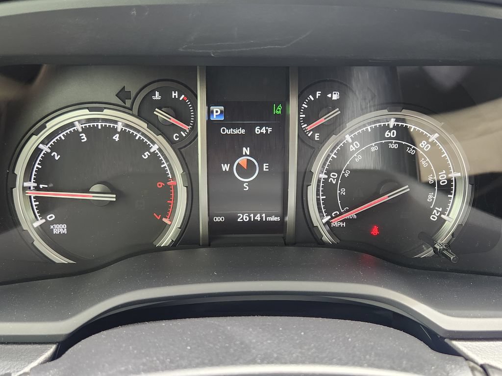 Used 2023 Toyota 4Runner TRD Off-Road Premium w/ Moonroof Package AWD/4WD image 15