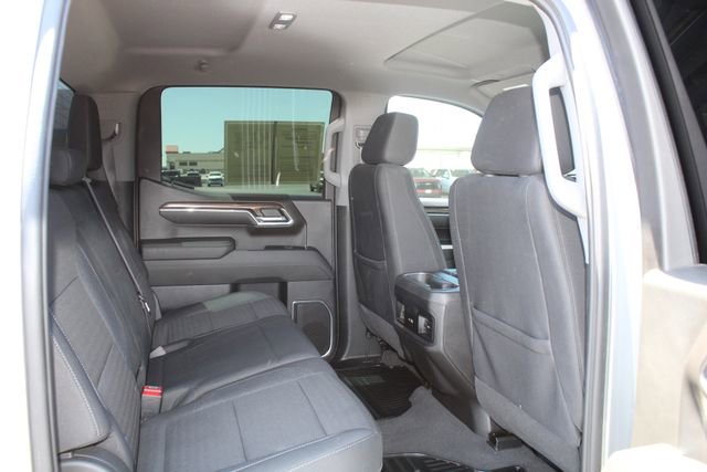 Used 2023 Chevrolet Silverado 1500 RST w/ Z71 Off-Road Package AWD/4WD image 15