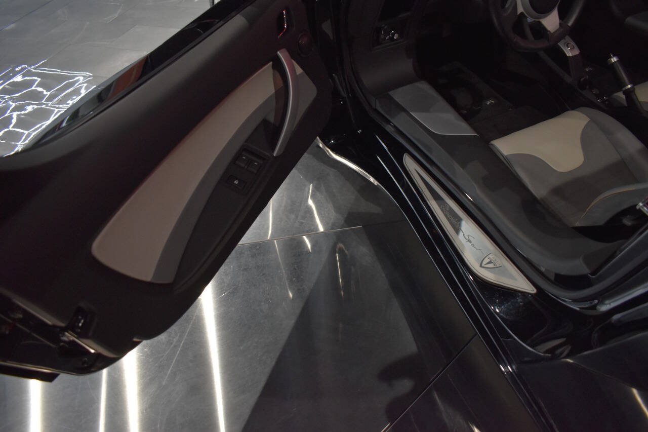 Used 2011 Tesla Roadster Sport RWD image 36