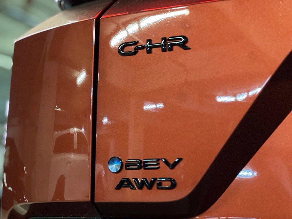 New 2026 Toyota C-HR AWD/4WD image 7