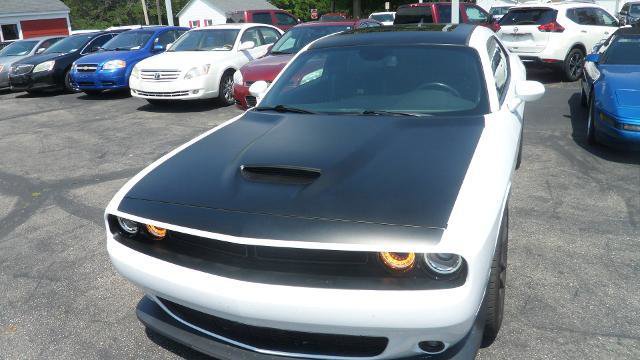 Used 2018 Dodge Challenger T/A RWD image 3