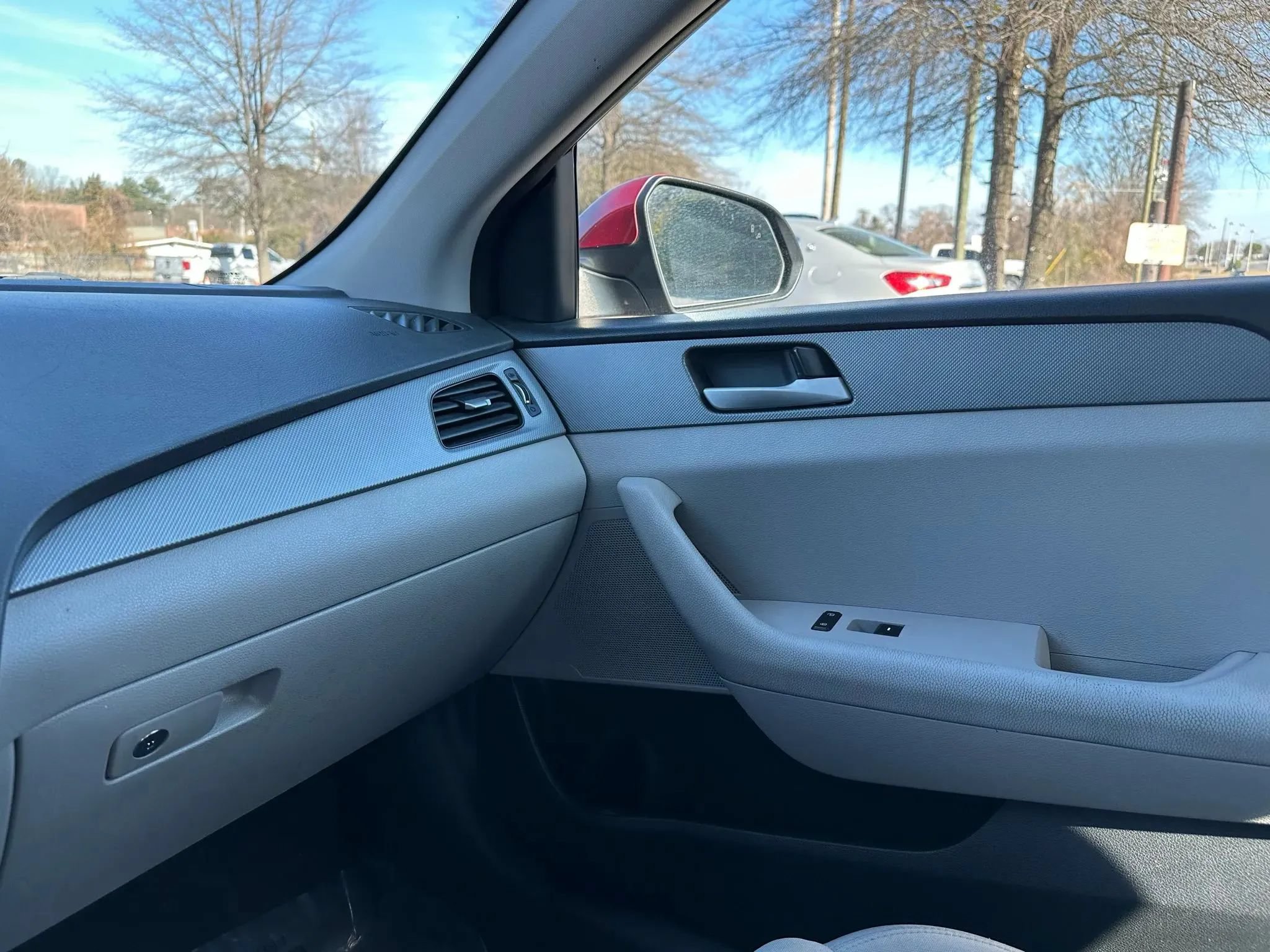 Used 2018 Hyundai Sonata SE FWD image 35