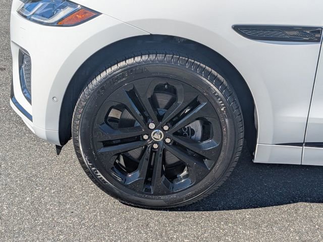 New 2026 Jaguar F-PACE R-Dynamic S image 10