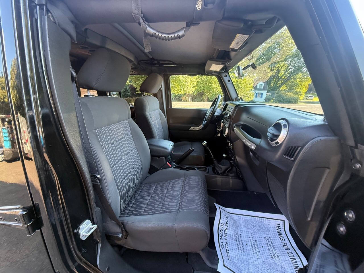 Used 2012 Jeep Wrangler Unlimited Sahara w/ Connectivity Group AWD/4WD image 19