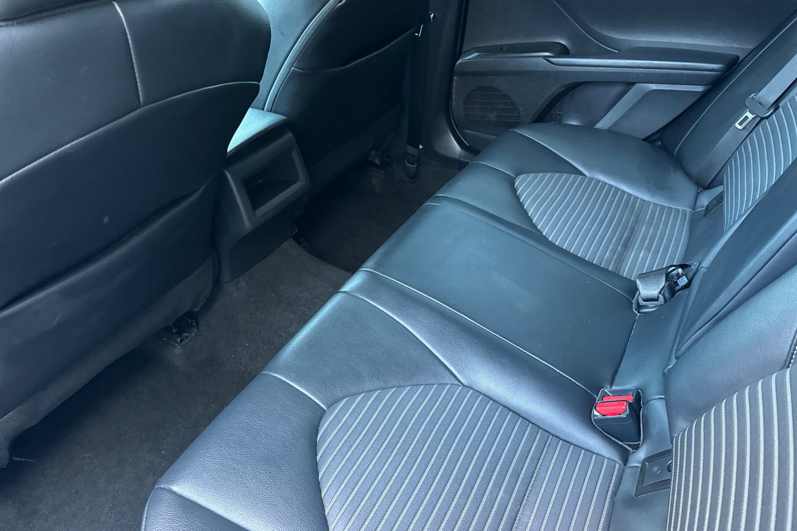 Certified 2022 Toyota Camry SE FWD image 12