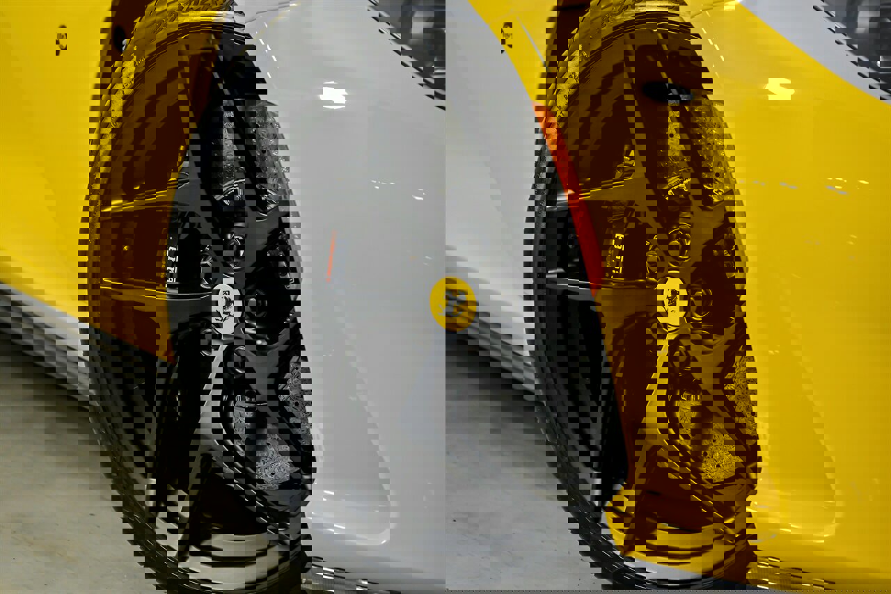 Used 2019 Ferrari 812 Superfast image 4