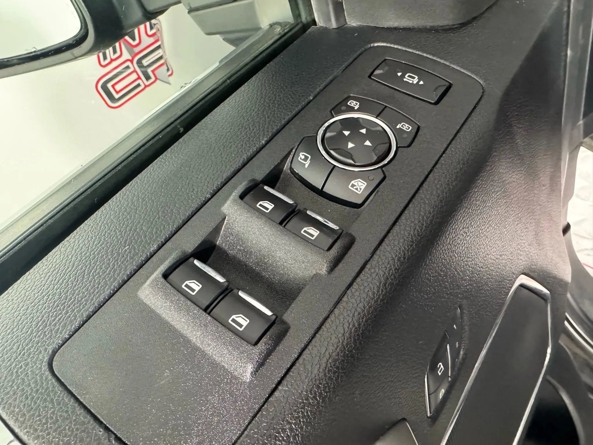 Used 2017 Ford F250 Platinum w/ Platinum Ultimate Package image 40