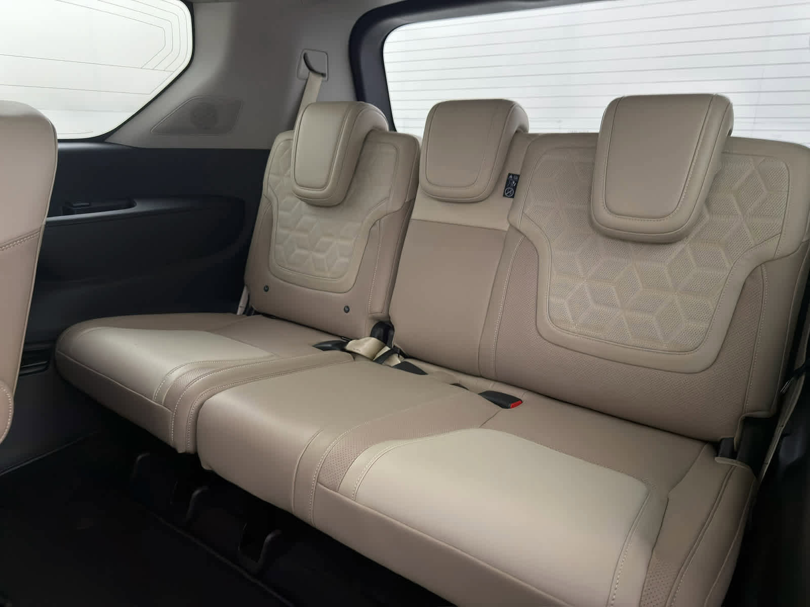 New 2026 Nissan Armada Platinum image 17