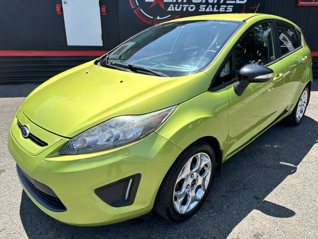 Used 2013 Ford Fiesta Titanium w/ Black Sport Appearance Pkg