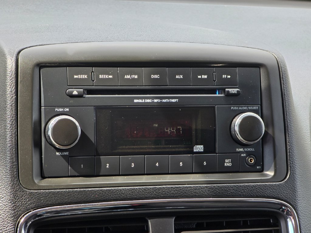 Used 2013 RAM C/V Tradesman FWD image 4