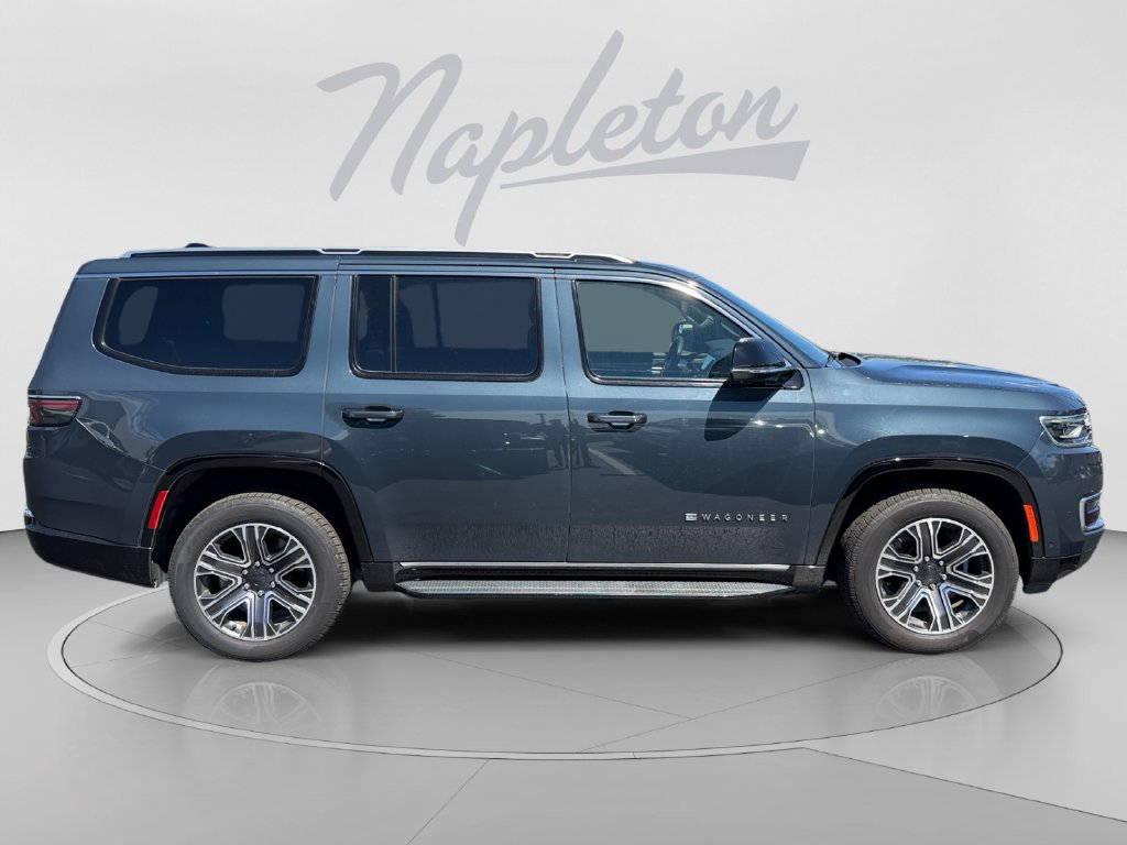Used 2024 Jeep Wagoneer Series II w/ Flexible Seating Group RWD image 7