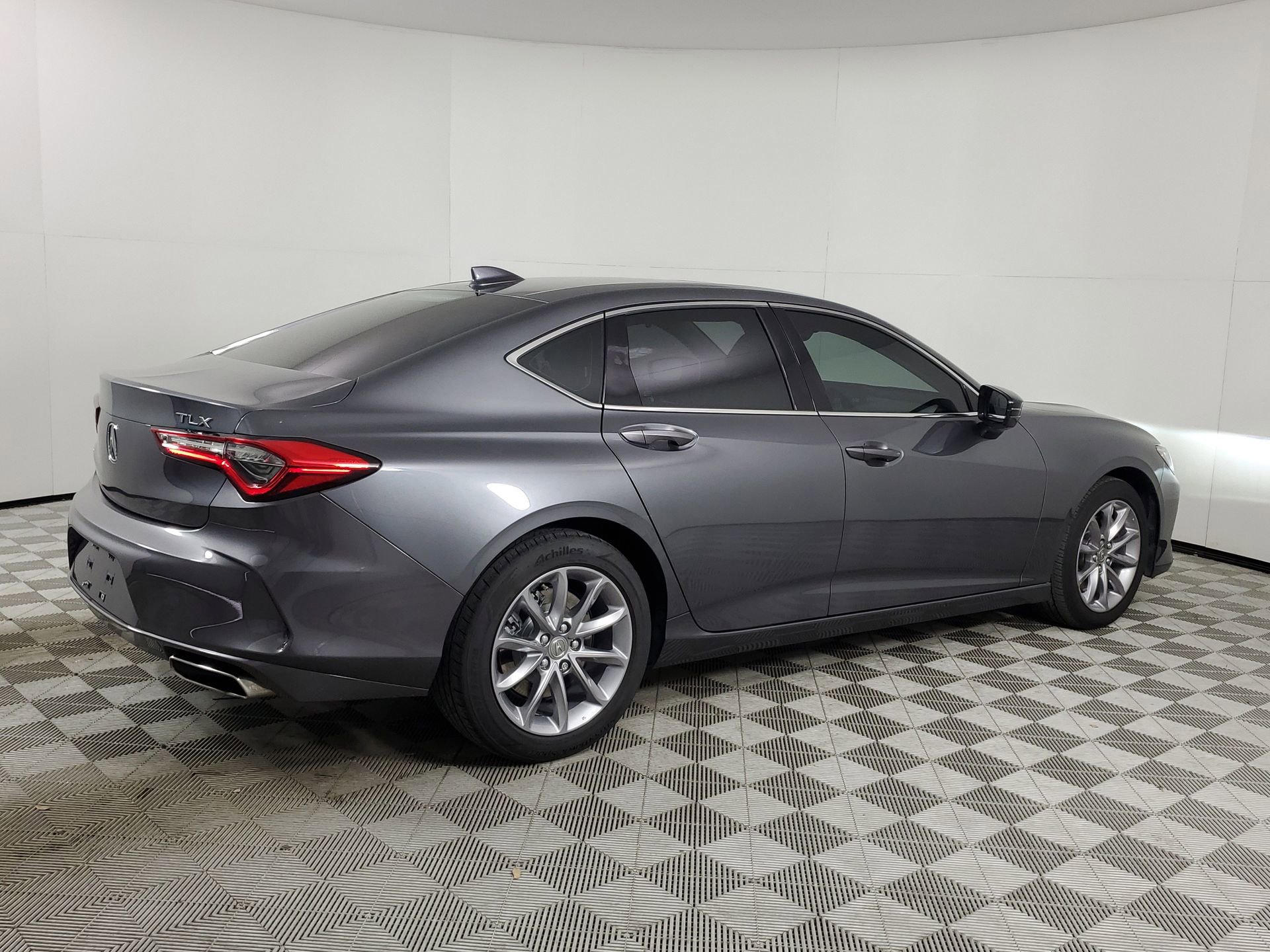 Used 2023 Acura TLX image 12