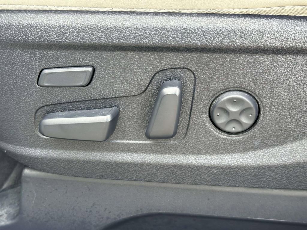 Used 2022 Hyundai Palisade Calligraphy w/ Cargo Package image 23