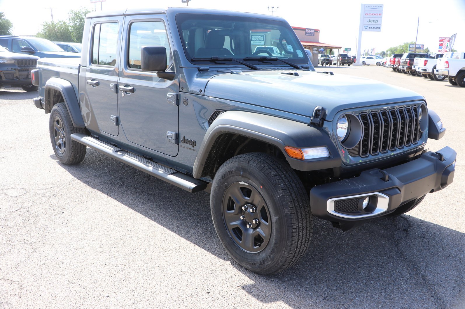 New 2026 Jeep Gladiator Sport AWD/4WD video 1