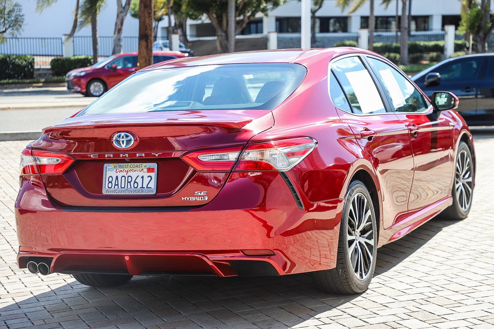 Used 2018 Toyota Camry SE FWD image 7