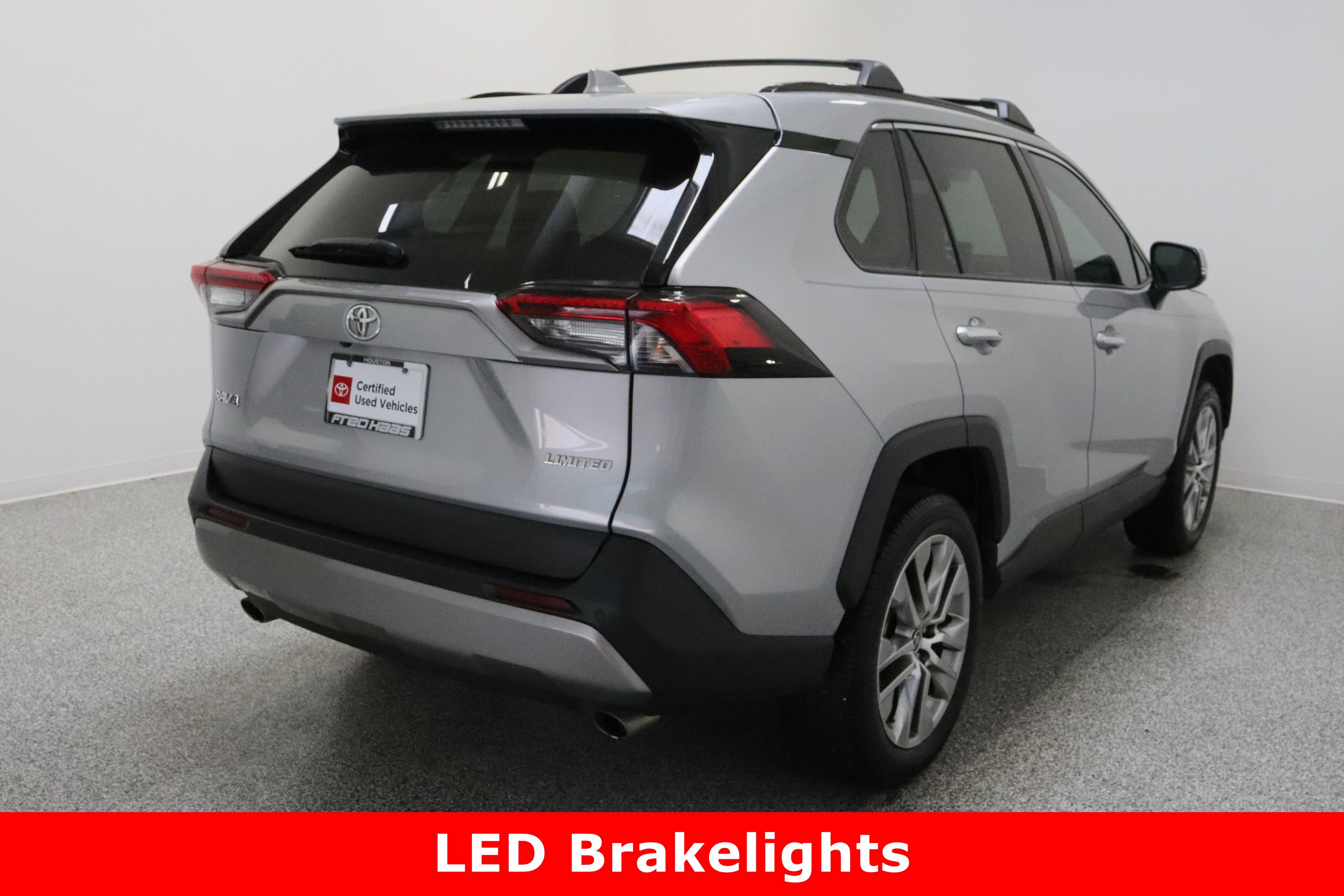 Certified 2022 Toyota RAV4 Limited FWD image 7