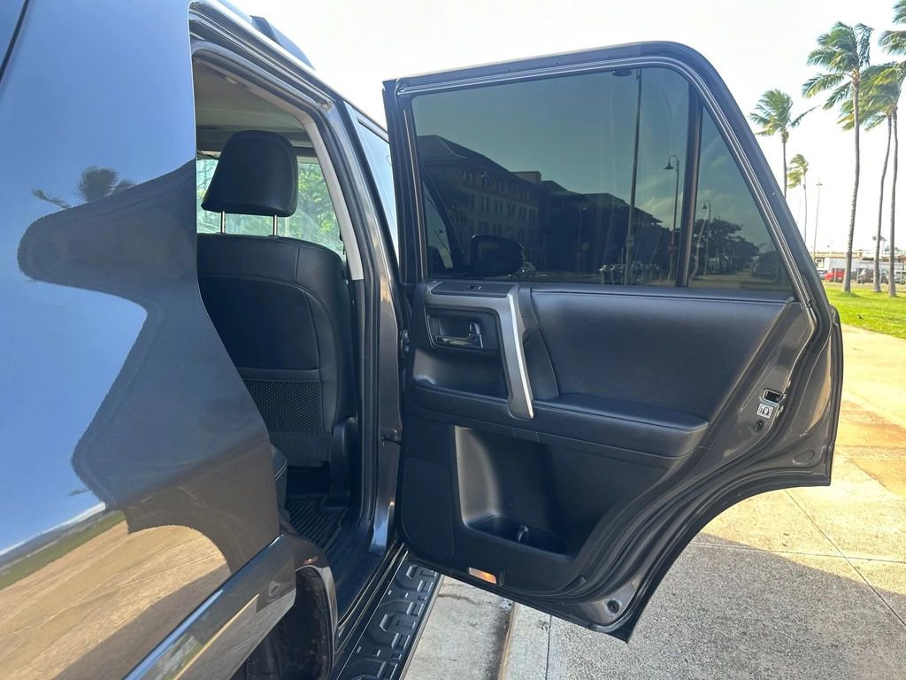 Used 2019 Toyota 4Runner SR5 Premium RWD image 23