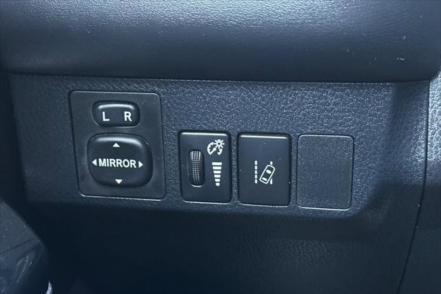 Certified 2018 Toyota RAV4 Limited w/ Advanced Technology Package image 30