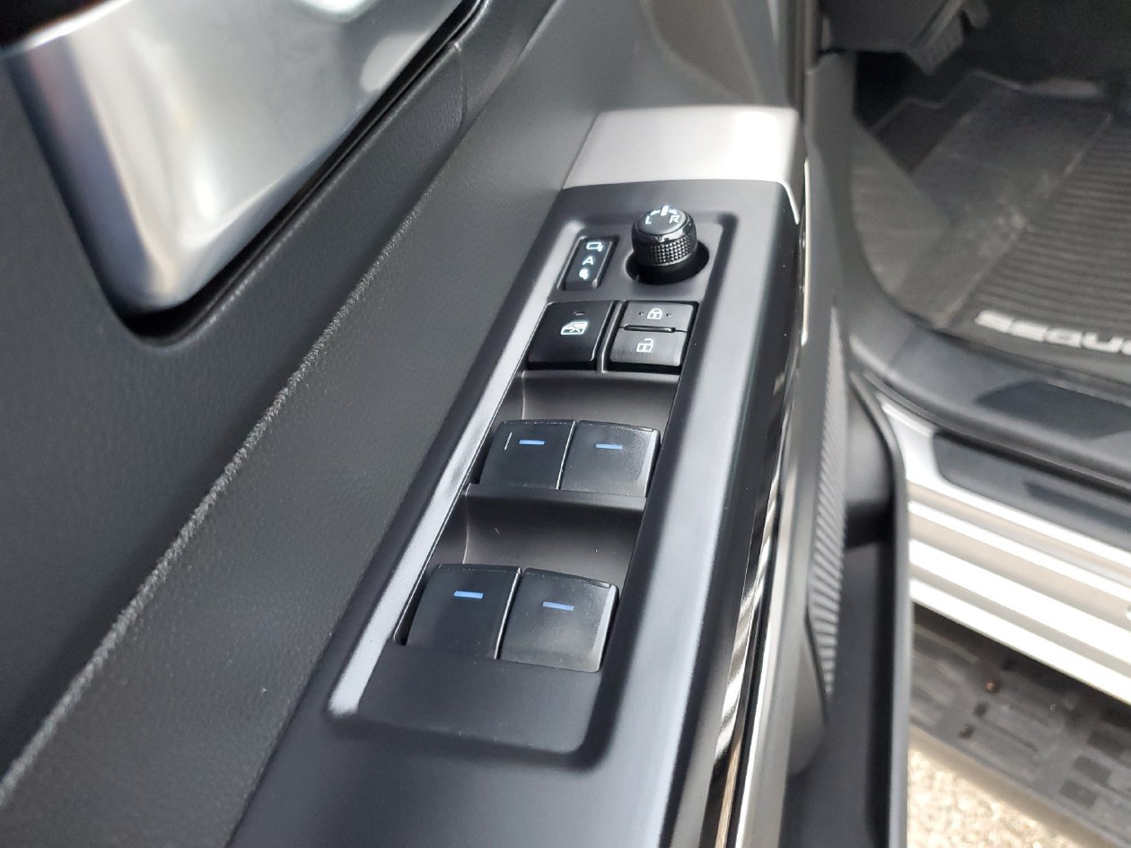 Used 2024 Toyota Sequoia Limited AWD/4WD image 18