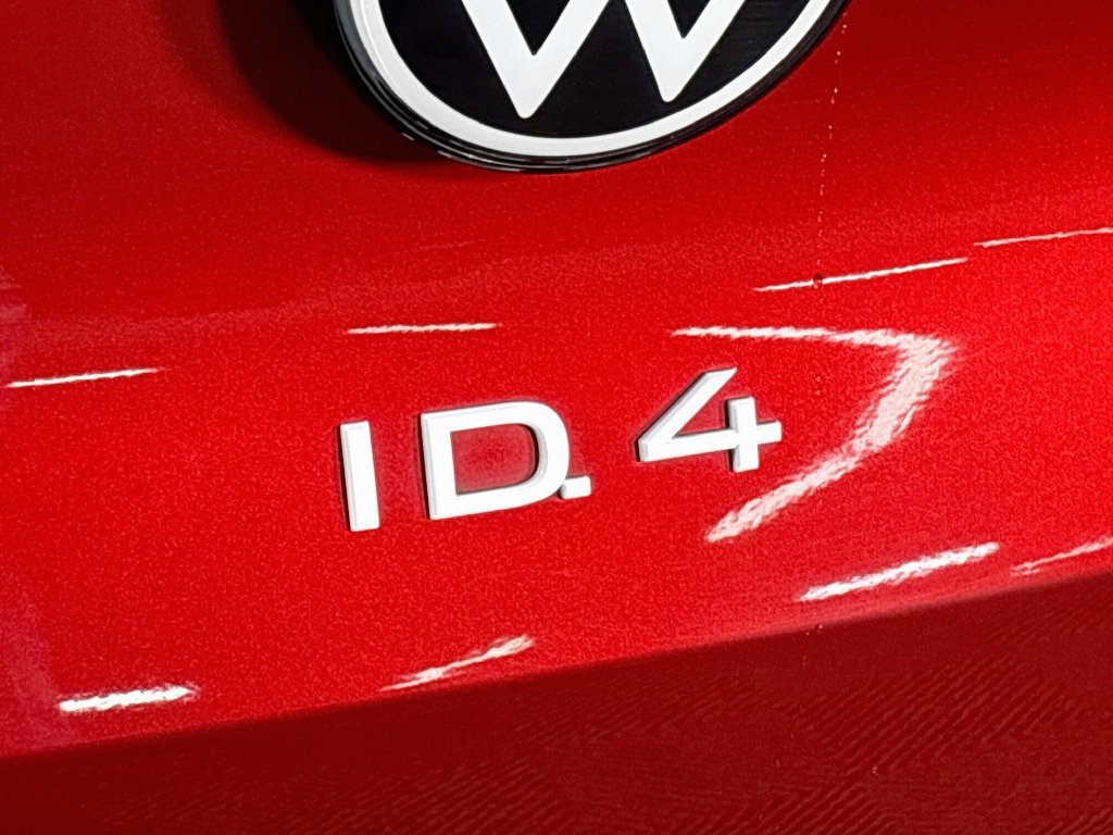 Certified 2023 Volkswagen ID.4 Pro S Plus AWD/4WD image 26