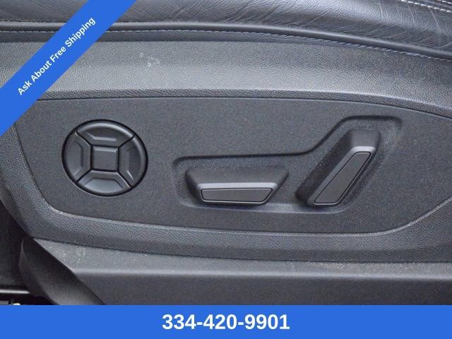 Used 2021 Audi e-tron Premium Plus w/ Premium Plus Package image 18