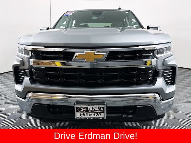 Used 2026 Chevrolet Silverado 1500 LT AWD/4WD image 2