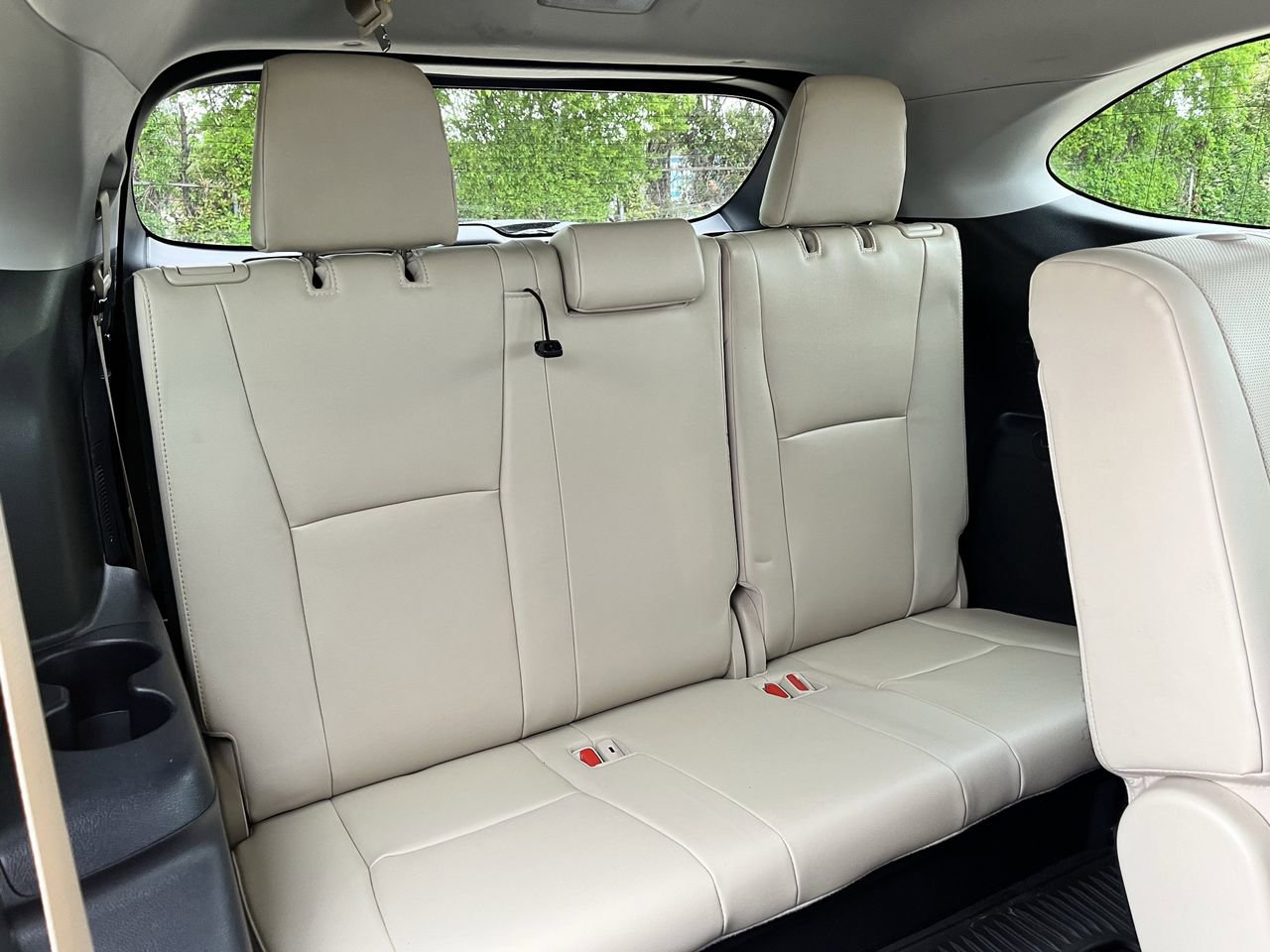 Used 2021 Toyota Highlander Limited image 28