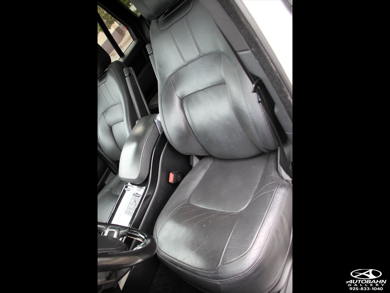Used 2019 Land Rover Range Rover HSE AWD/4WD image 39