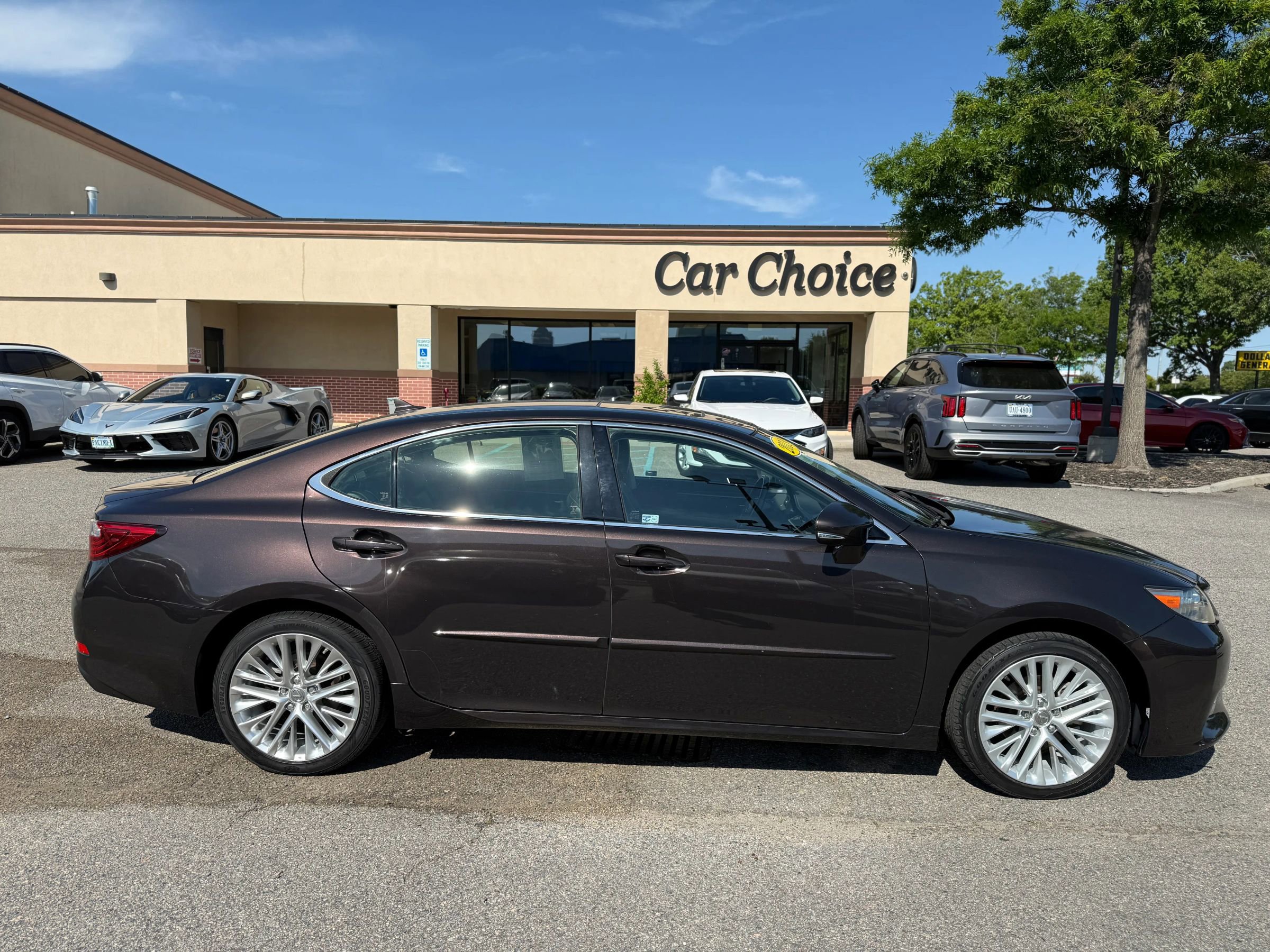 Used 2013 Lexus ES 350 w/ Luxury Pkg image 6