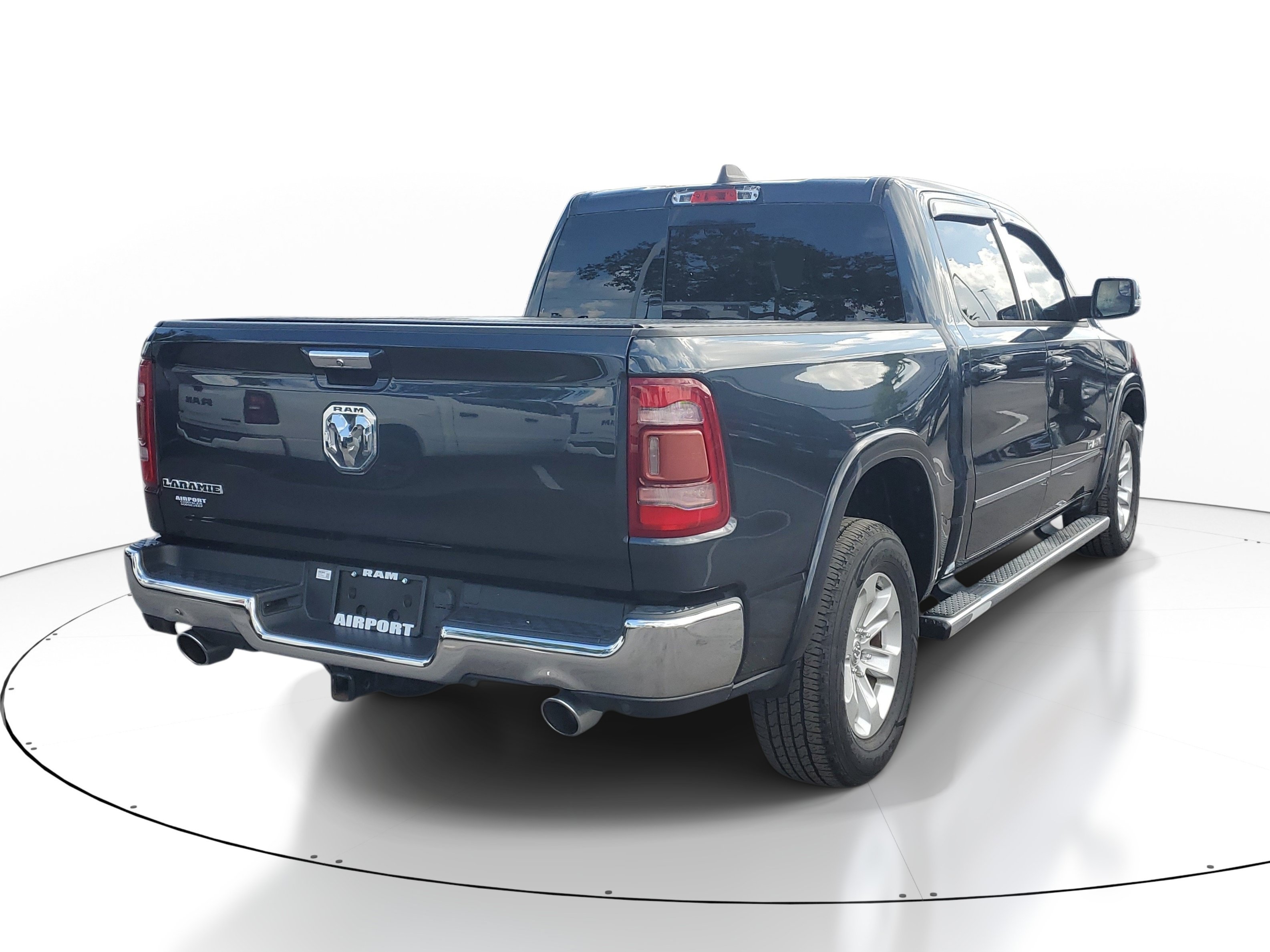 Used 2019 RAM 1500 Laramie RWD image 6
