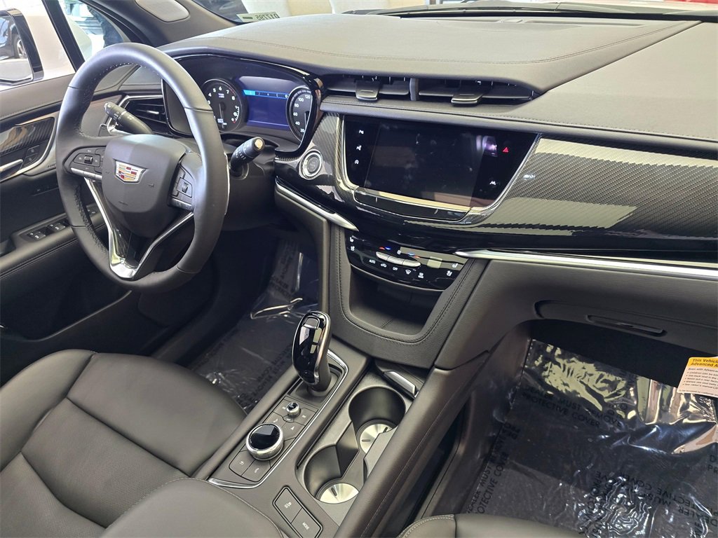 New 2025 Cadillac XT6 Sport w/ Technology Package image 10