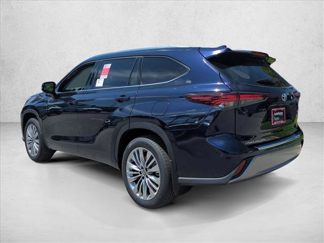 New 2026 Toyota Highlander Platinum AWD/4WD image 9