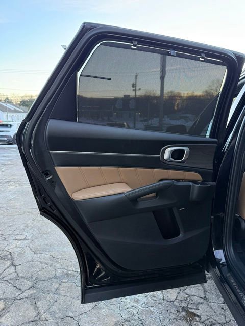 Used 2025 Kia Sorento SX Prestige w/ Olive Brown Leather Package image 45
