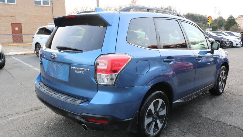 Used 2017 Subaru Forester 2.5i Limited image 5