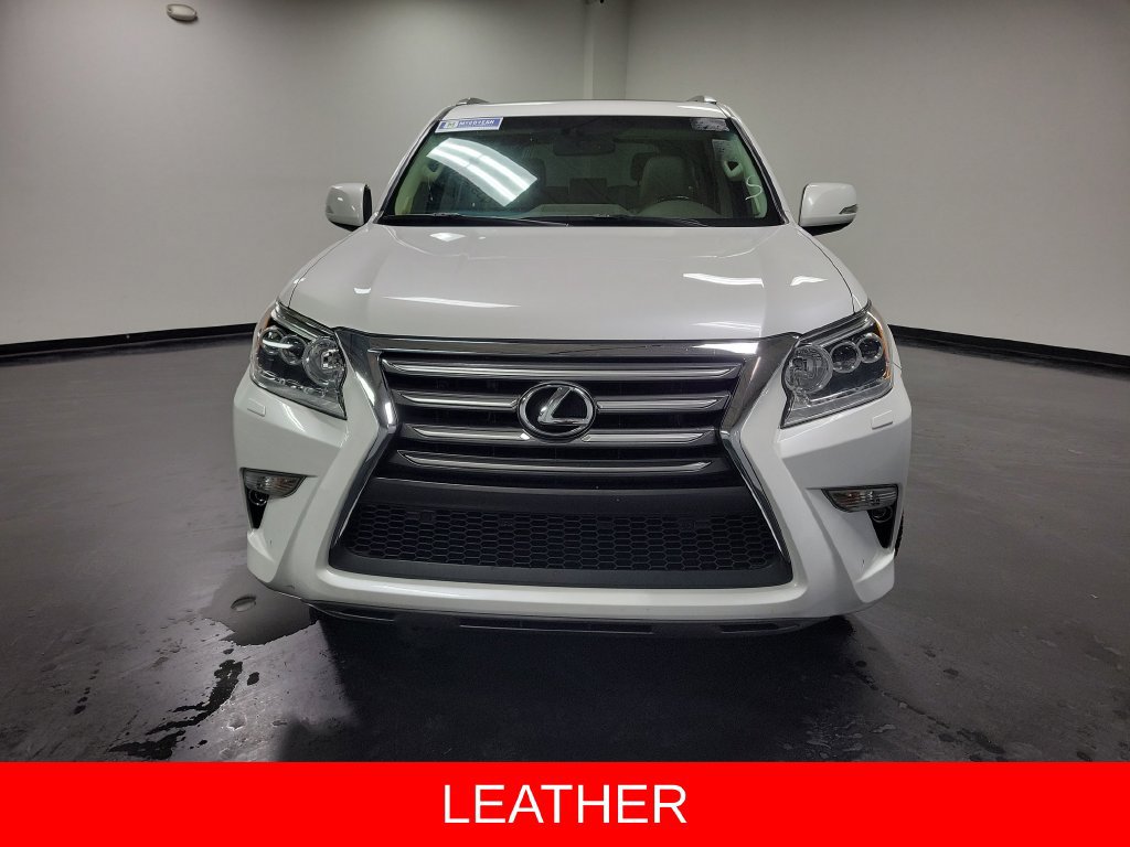 Used 2019 Lexus GX 460 Premium w/ Premium Package AWD/4WD image 2