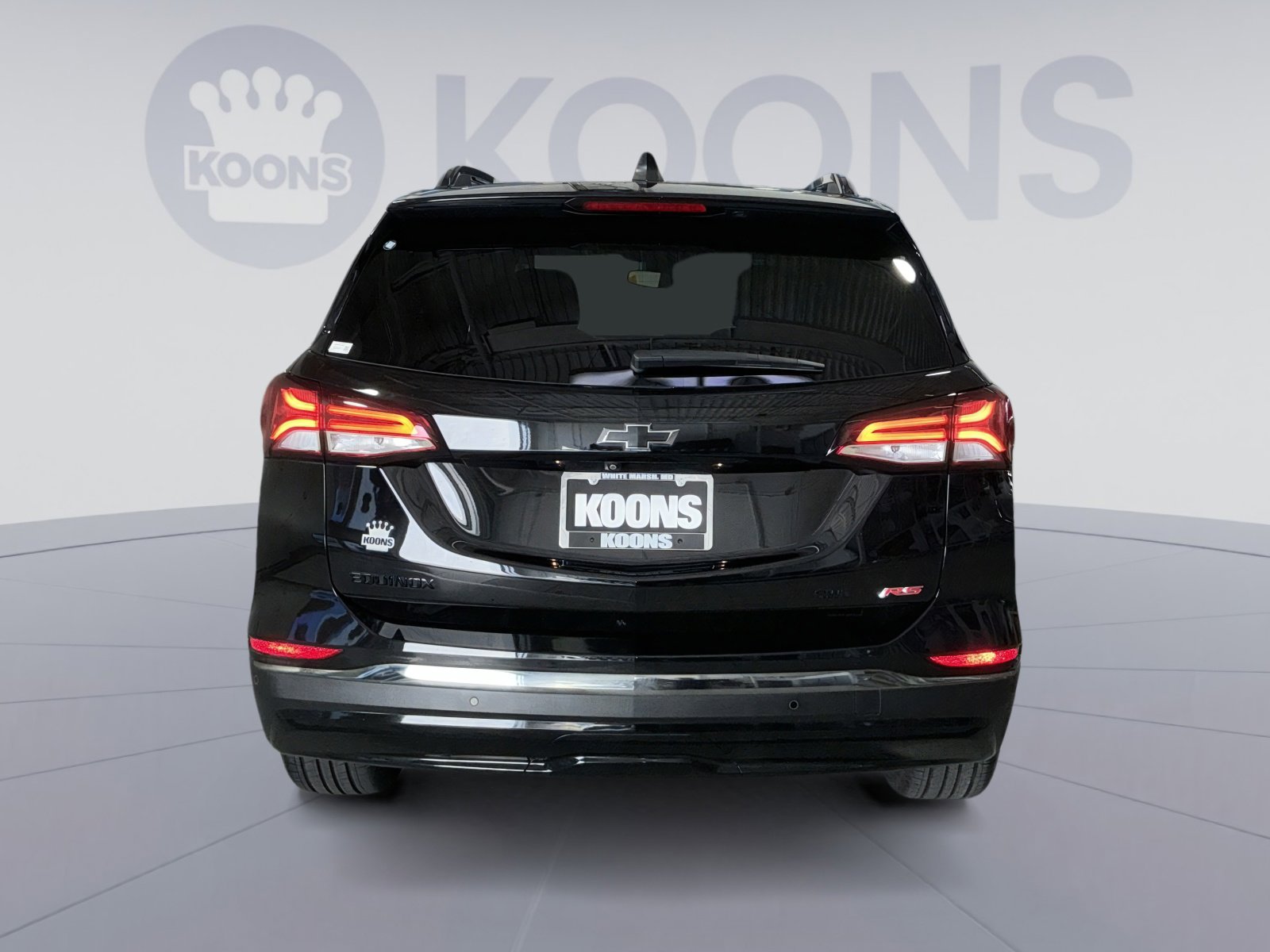 Used 2022 Chevrolet Equinox RS w/ RS Leather Package image 15