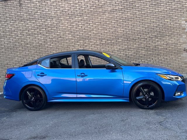 Used 2022 Nissan Sentra SR w/ SR Premium Package FWD image 13