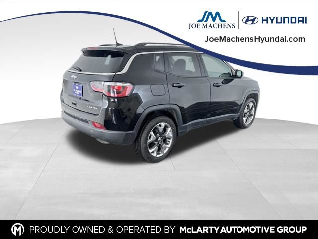 Used 2018 Jeep Compass Limited w/ Navigation Group AWD/4WD image 9
