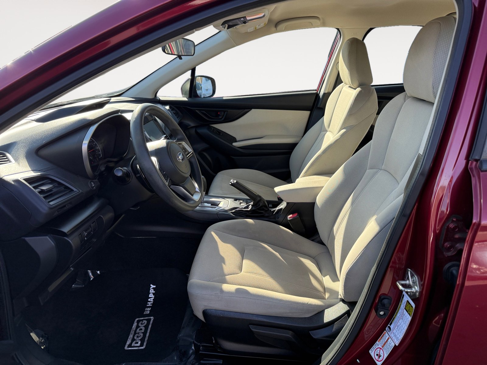 Used 2017 Subaru Impreza 2.0i Premium image 10