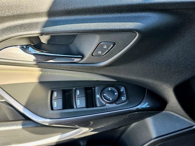 Used 2025 Chevrolet Trax ACTIV w/ Sunroof Package image 22