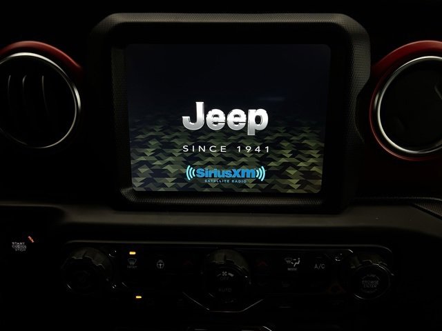 Used 2023 Jeep Gladiator Rubicon w/ LED Lighting Group image 19