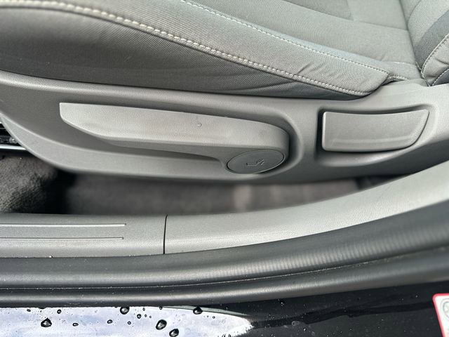 Used 2023 Hyundai Elantra SEL w/ Cargo Package FWD image 13