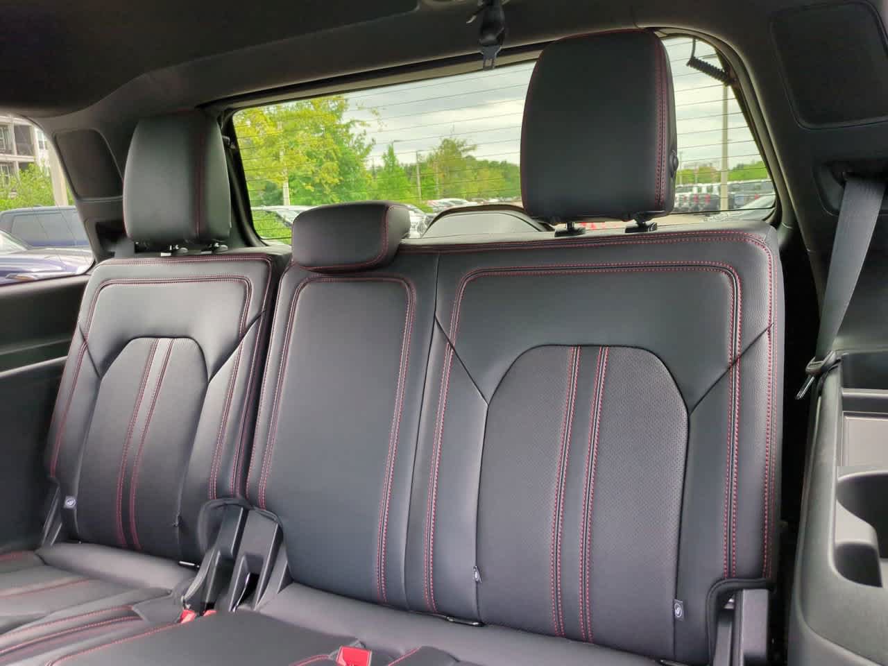 Used 2024 Ford Expedition Limited RWD image 13