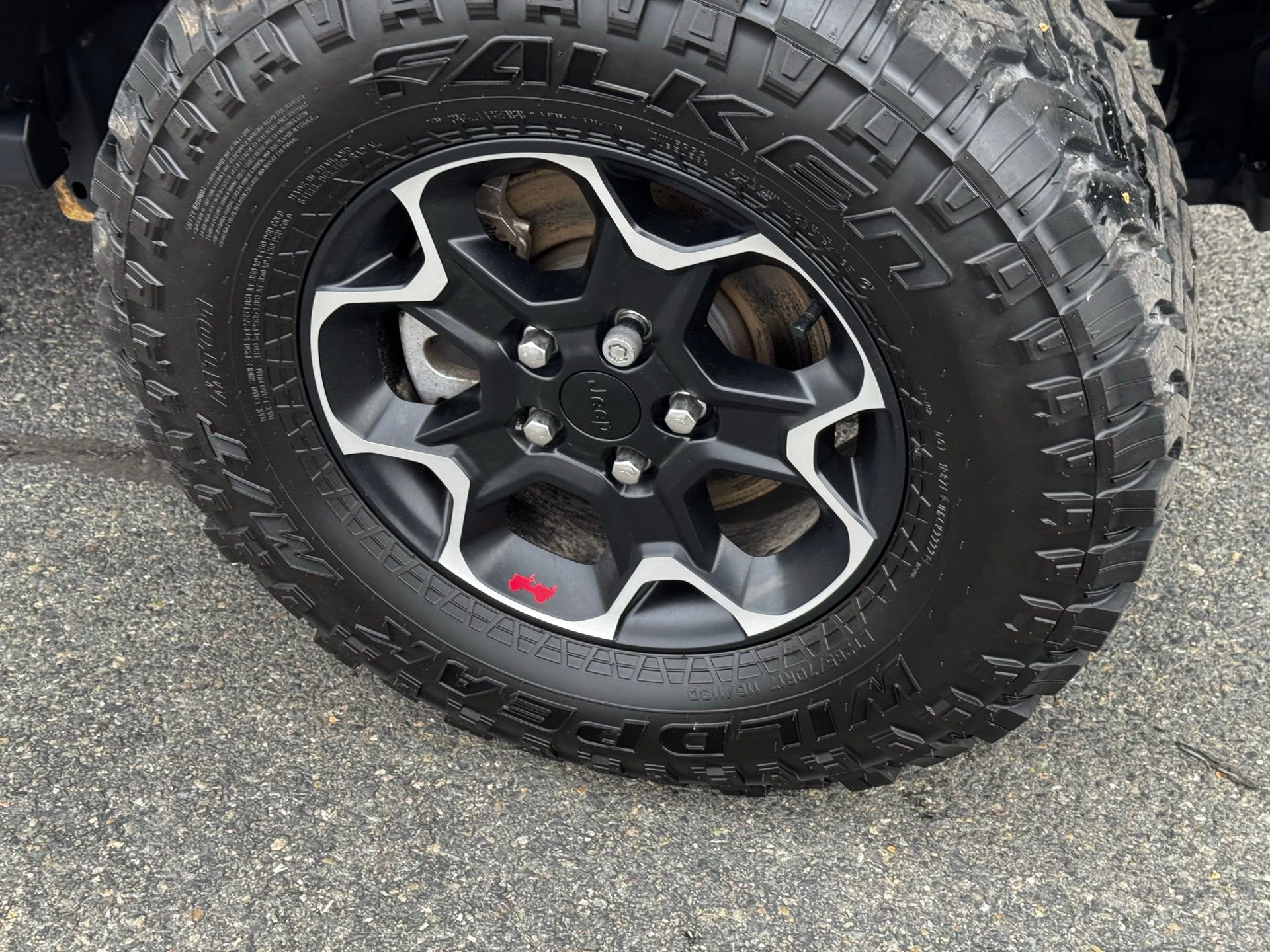 Used 2023 Jeep Wrangler Unlimited Rubicon w/ Cold Weather Group image 9